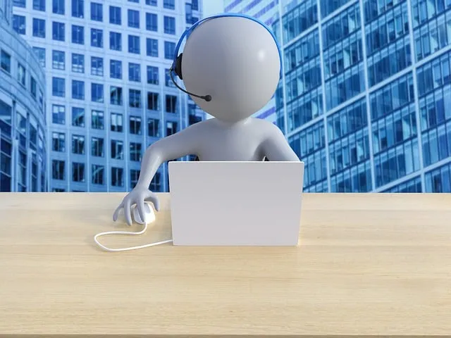 desk-640x480-53070641.jpeg